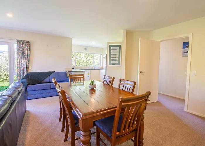 Farrant Family Escape Roomy Retreat * Wanaka