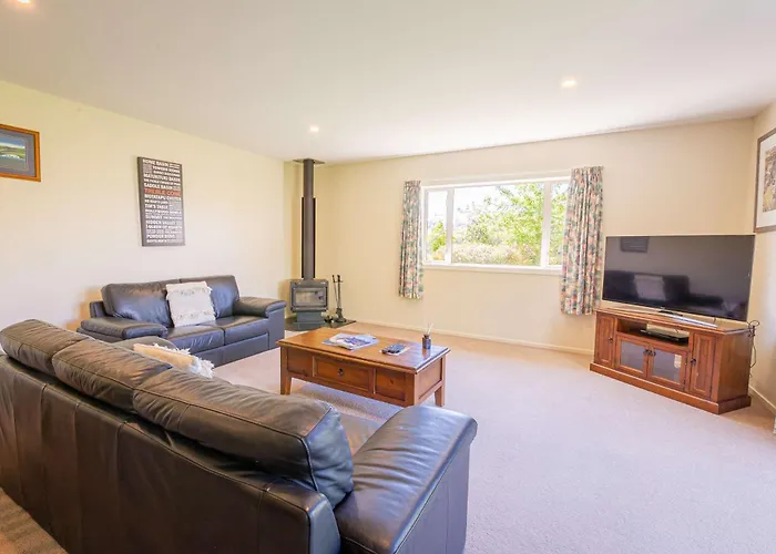 Farrant Family Escape Roomy Retreat * Wanaka